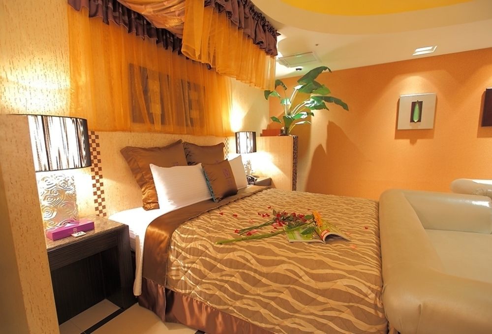 Discovery Motel - Nangang Tajpej Buitenkant foto