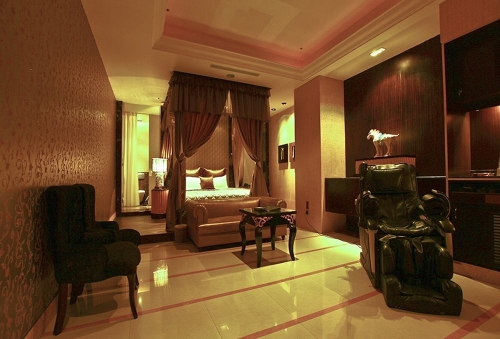 Discovery Motel - Nangang Tajpej Buitenkant foto