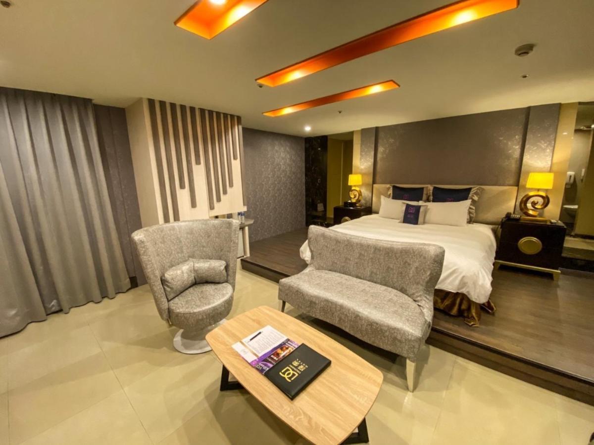 Discovery Motel - Nangang Tajpej Buitenkant foto